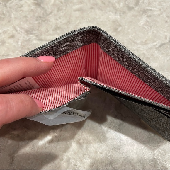 Herschel Supply Co Roy Wallet - Raven X with RFID protection - Picture 7 of 9